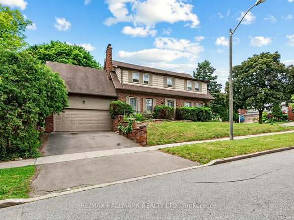 691 Conacher Dr, Toronto, ON M2M 3N4