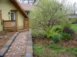 2312 E Cardinal St, Springfield, MO 65804