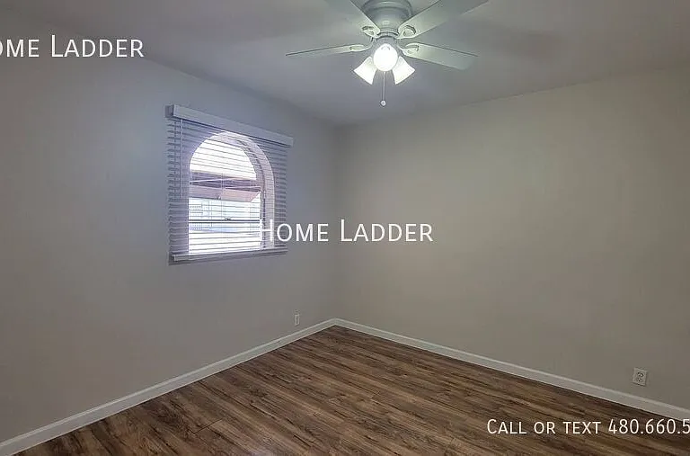 1147 W Drummer Ave — Photo 7