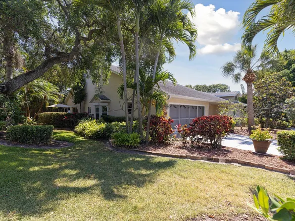 101 Ocean Garden Ln, Cape Canaveral, FL 32920
