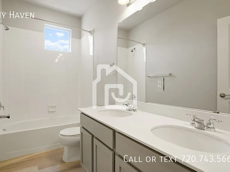 1320 Hoyt St #6 — Photo 20