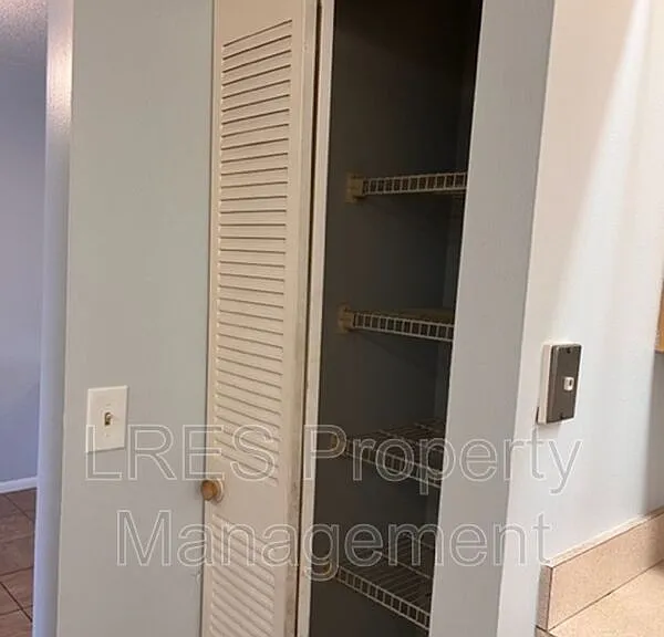 4564 Pheasant Run Dr — Photo 39