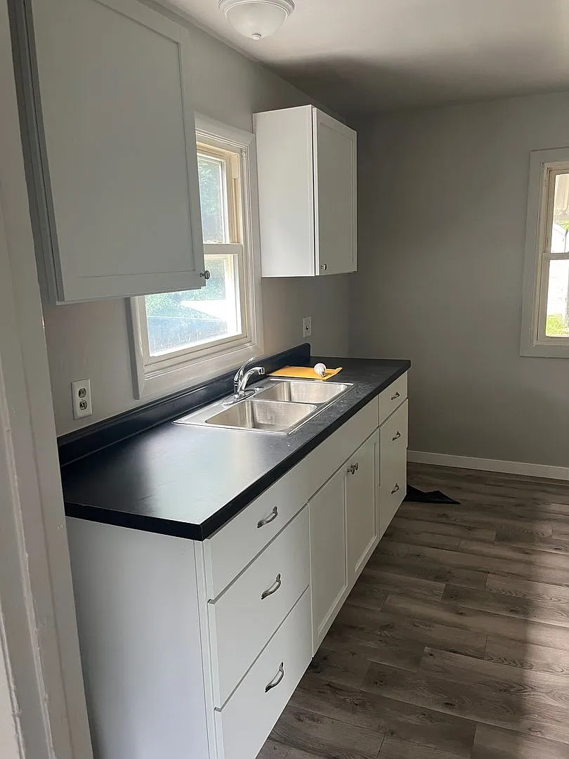 Spacious 3 Bedroom Home Ready To Welcome You — Photo 1