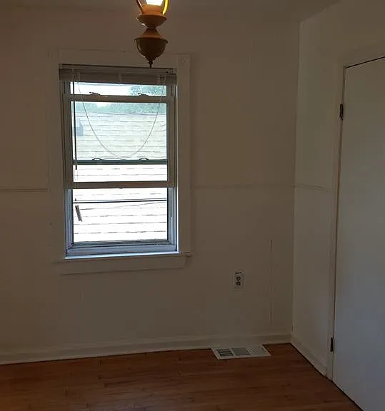 630 1/2 S Huttig Ave — Photo 10