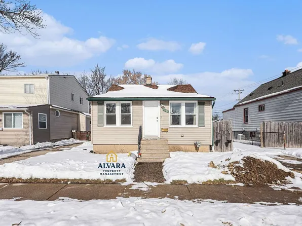 7275 Chalmers Ave, Warren, MI 48091