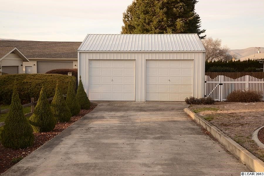 415 Preston Ave, Lewiston, ID 83501 Zillow
