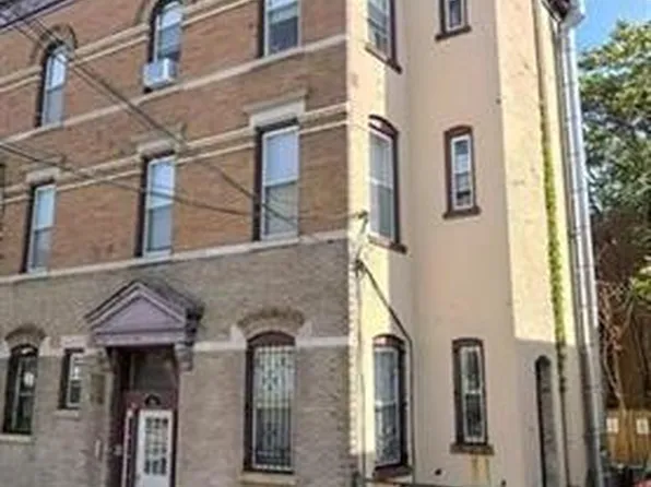 1138 Summit Ave #201, Jersey City, NJ 07307