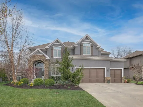 24188 W 121st Ter, Olathe, KS 66061