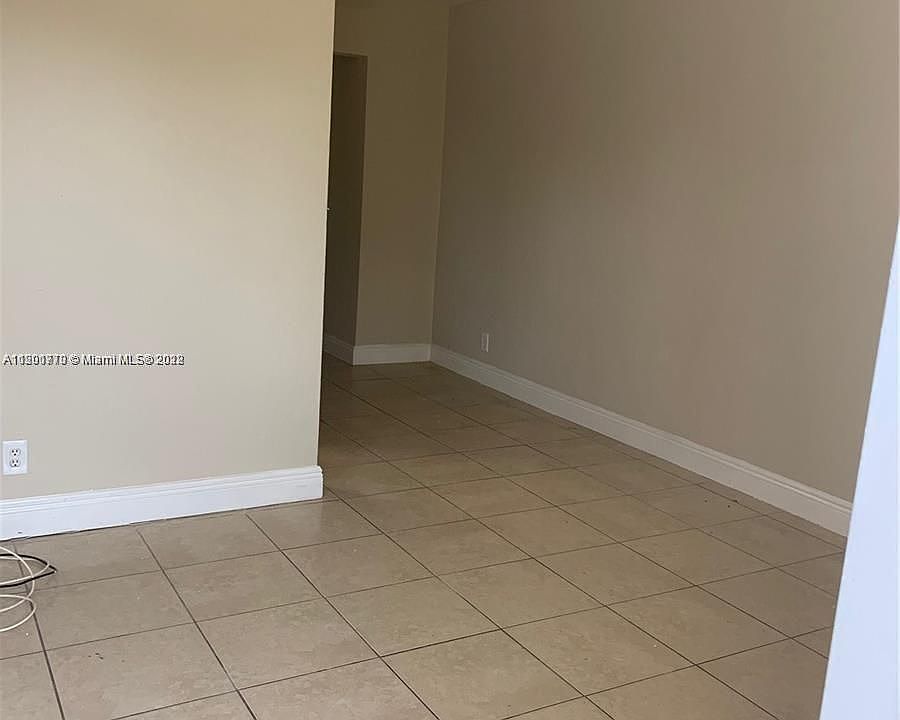 1st image of 1420 NW 41st St Unit 1420
