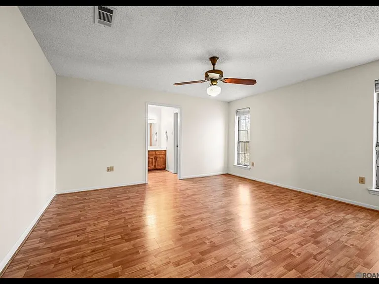 14522 Chimneywood Ave — Photo 7