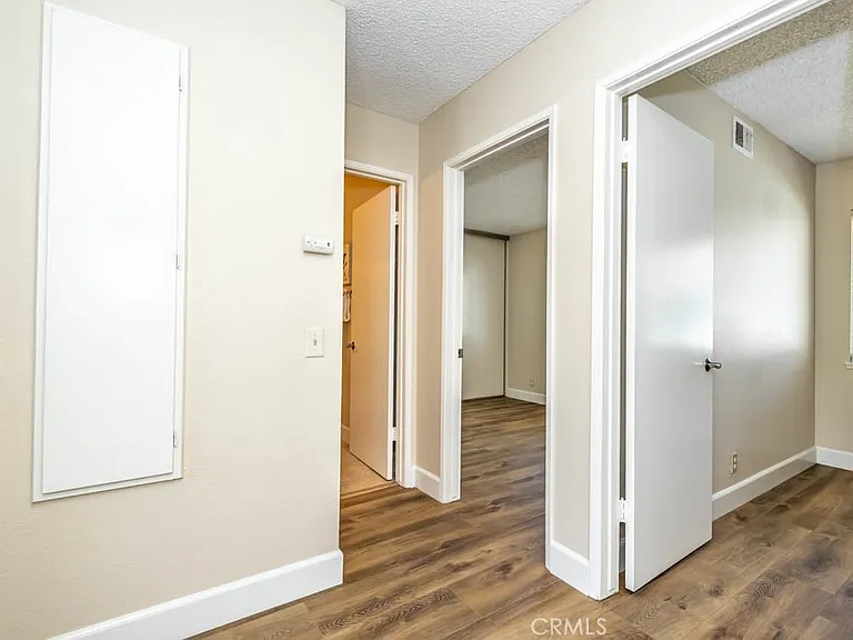 21 Ashbrook #102 — Photo 33