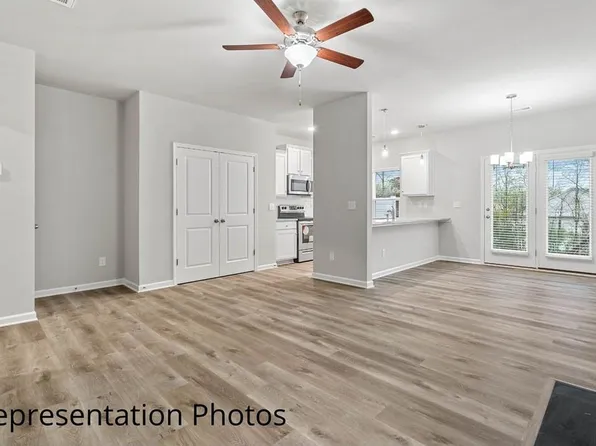 7244 Somerford Rd #7A, Charlotte, NC 28215