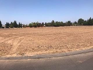 1st image of 10381 Greystone Ct