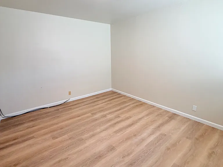 222 N Willard St #3 — Photo 6