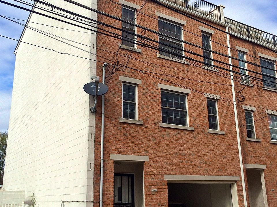 1st image of 311 E Wildey St
