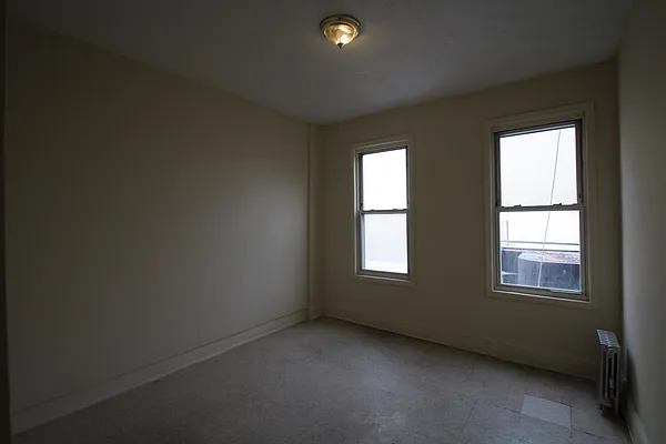 Rented by Nest Seekers International | media 4