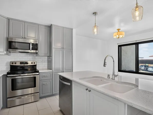 3837 Leland St, San Diego, CA 92106