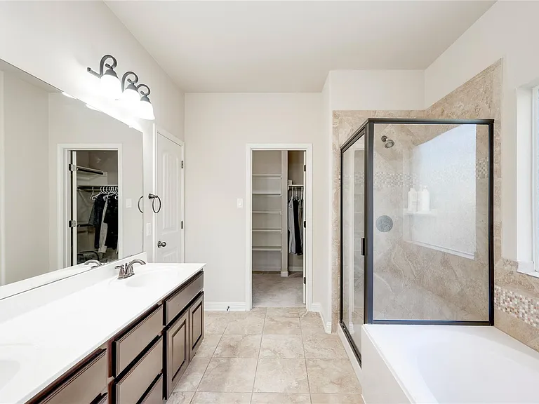 4211 Oldenburg Ln — Photo 30