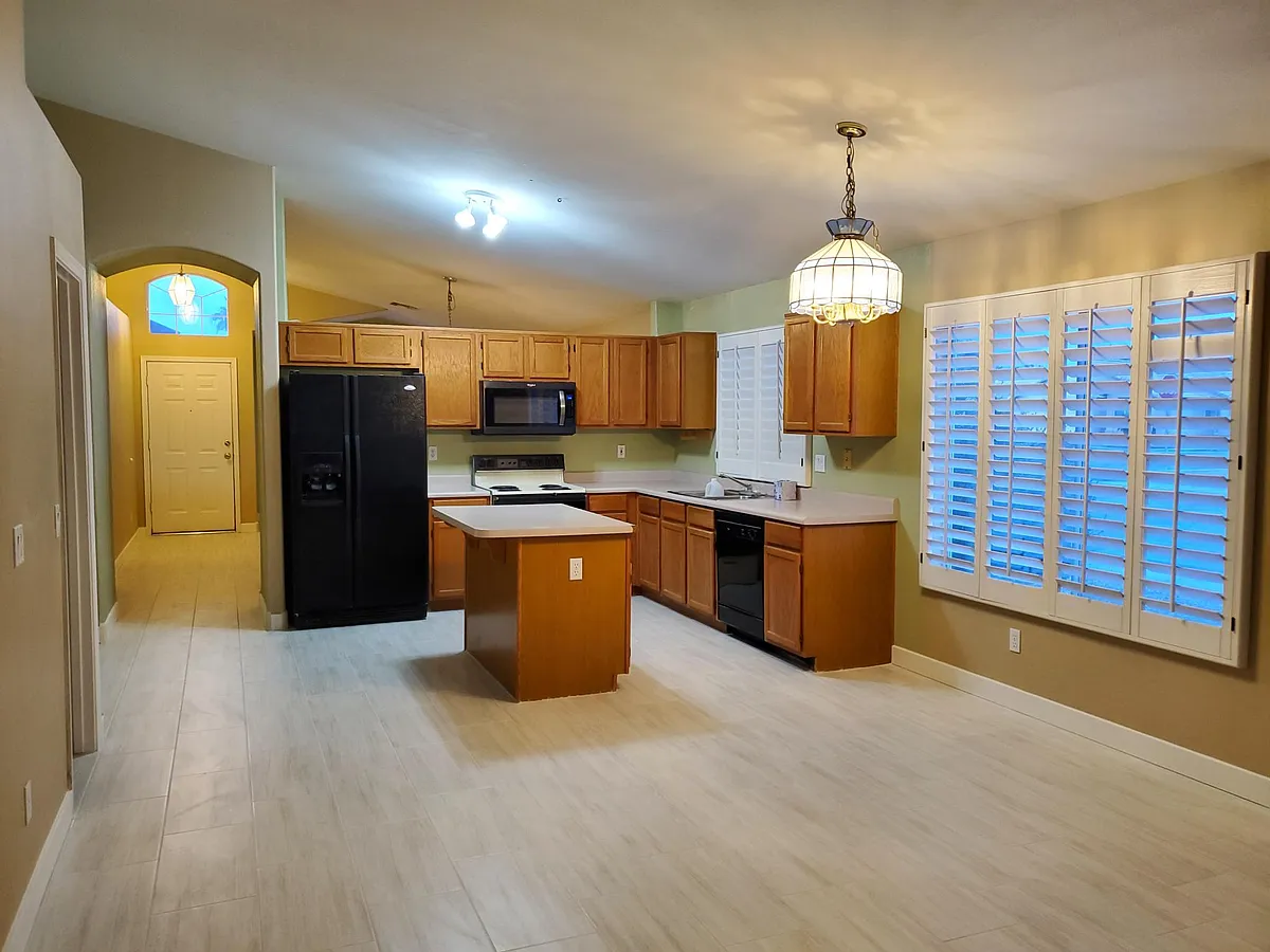 Building Photo - 871 E Orchid Ln
