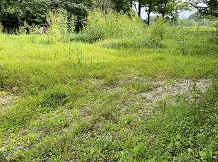 109 Crest Rd, East Flat Rock, NC 28726