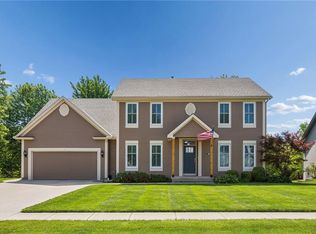 1021 Black Oak Dr, Liberty, MO 64068