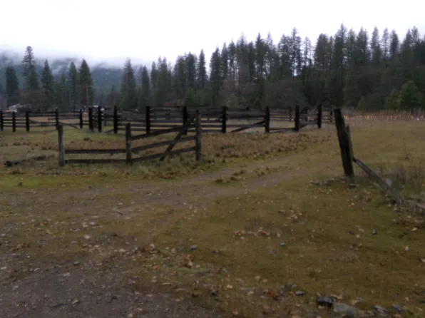 McR Meamber Ck Rd, Gazelle, CA 96034