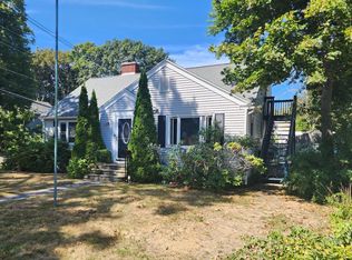 57 Pearl St, Clinton, CT 06413