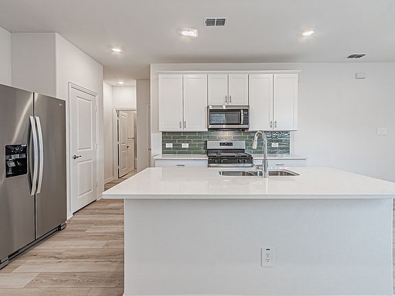 5th image of 1134 Old Stead Dr
