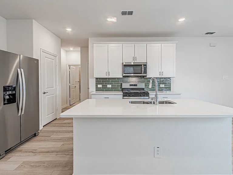 1134 Old Stead Dr — Photo 5