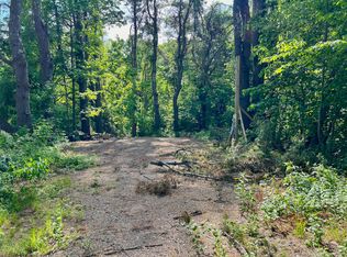 29 Boulder Rd, Raymond, ME 04071