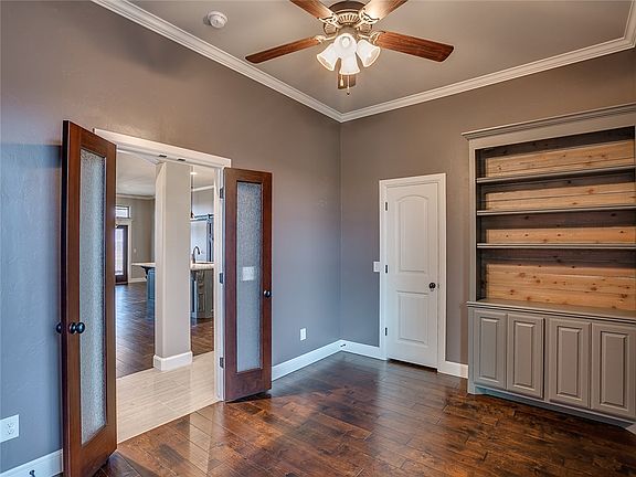 4th image of 1300 N Wisteria Ter