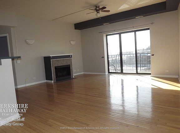 2nd image of 7625 N Eastlake Ter APT 402
