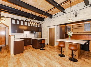 Western Leather Lofts, Milwaukee, WI 53202