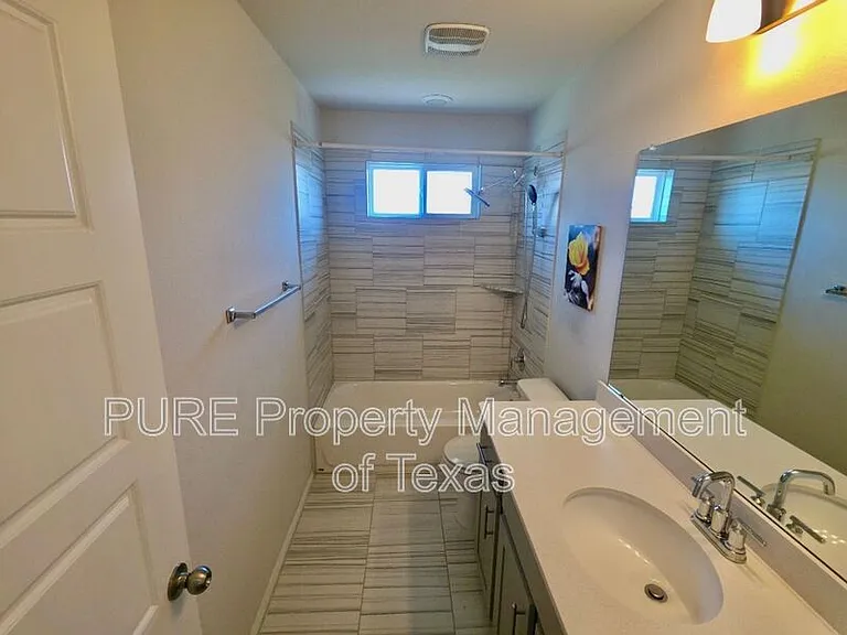 10400 Alemoor Dr — Photo 20
