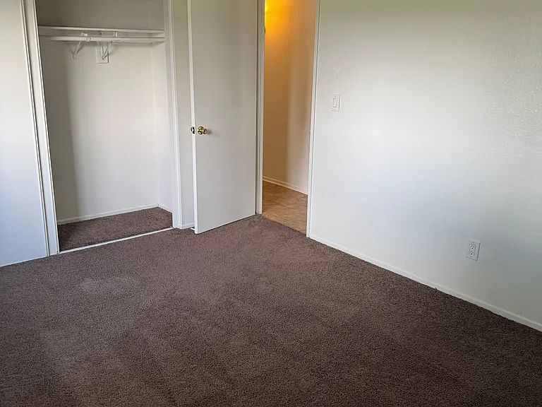 24508 Canada St #24508 — Photo 8