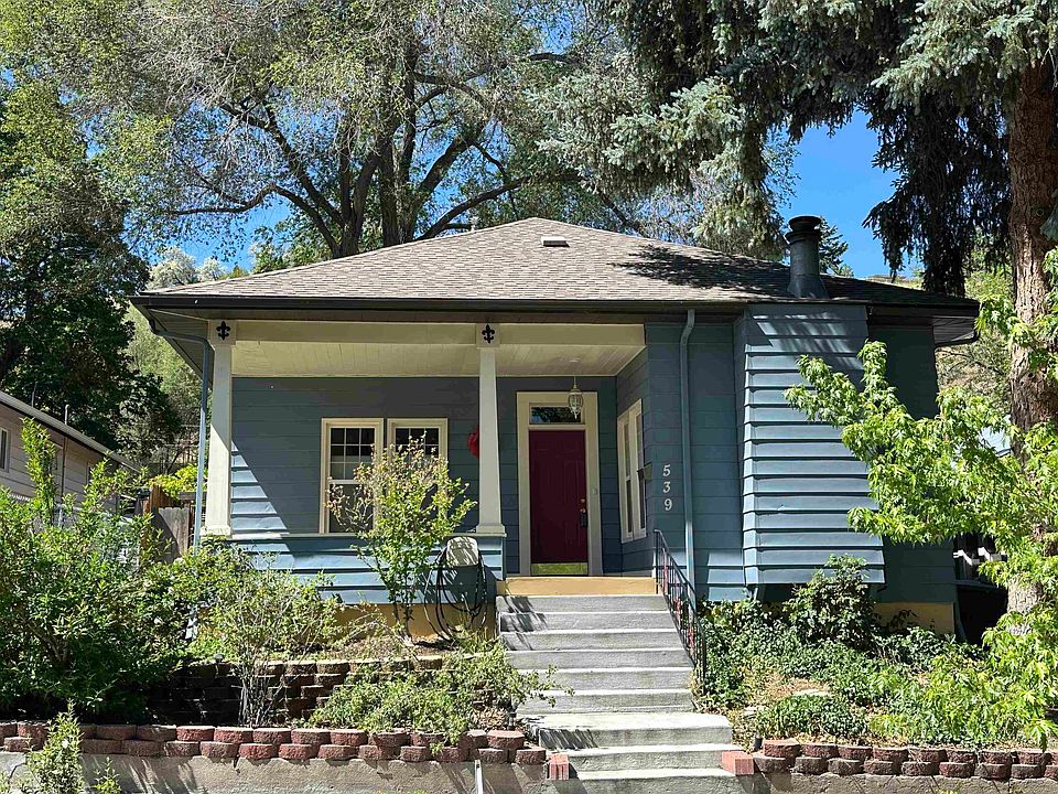 1st image of 539 N Lincoln Ave