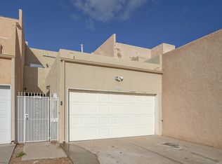4627 Via Macduffee Rd NE, Albuquerque, NM 87111