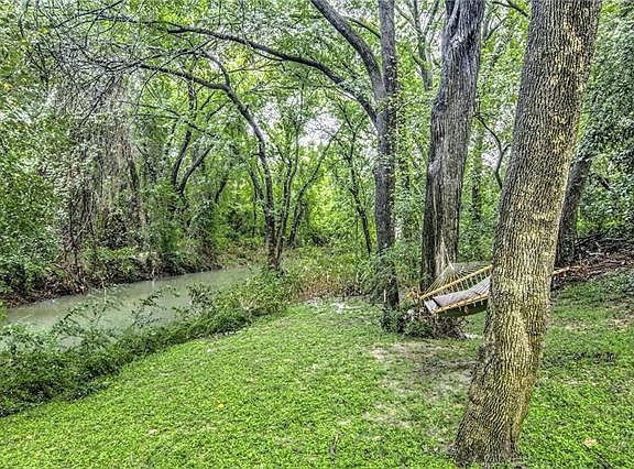 4th image of 13804 Wooded Creek Dr