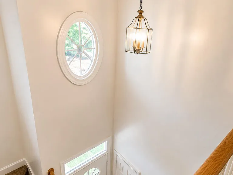 203 W Park Dr — Photo 11