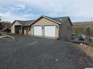 1209 5th St, Asotin, WA 99402