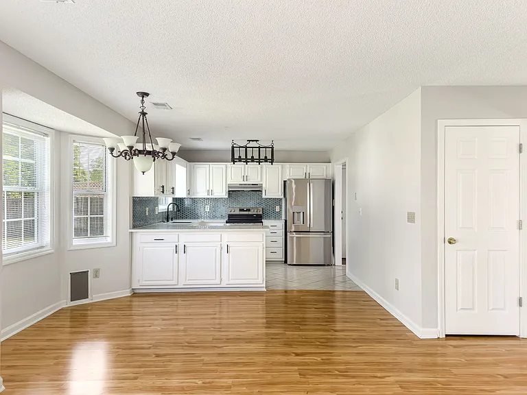 108 Heron Ln — Photo 19