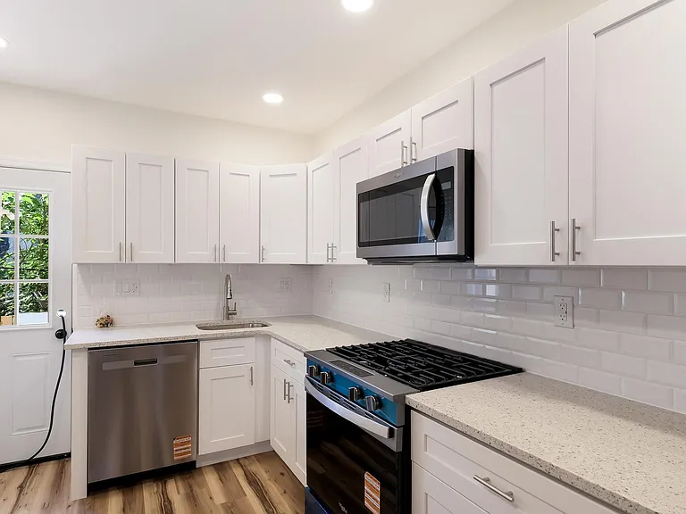 5058 Hoopes St — Photo 9