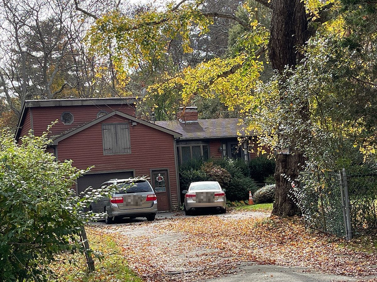 9 Padelford Dr, Berkley, MA 02779 Zillow