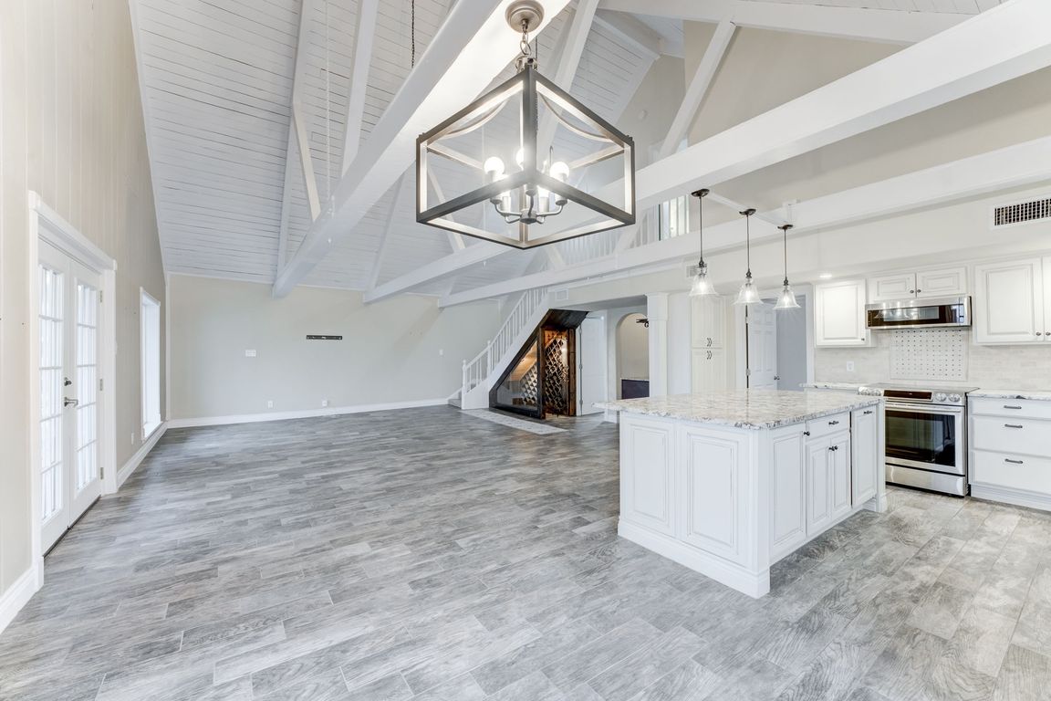 next background image