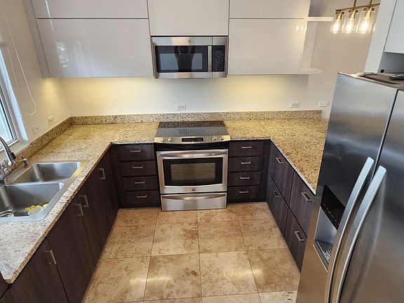 3rd image of Cond Ridge Top Luxury 720 Avenue San Ignacio APT 1350