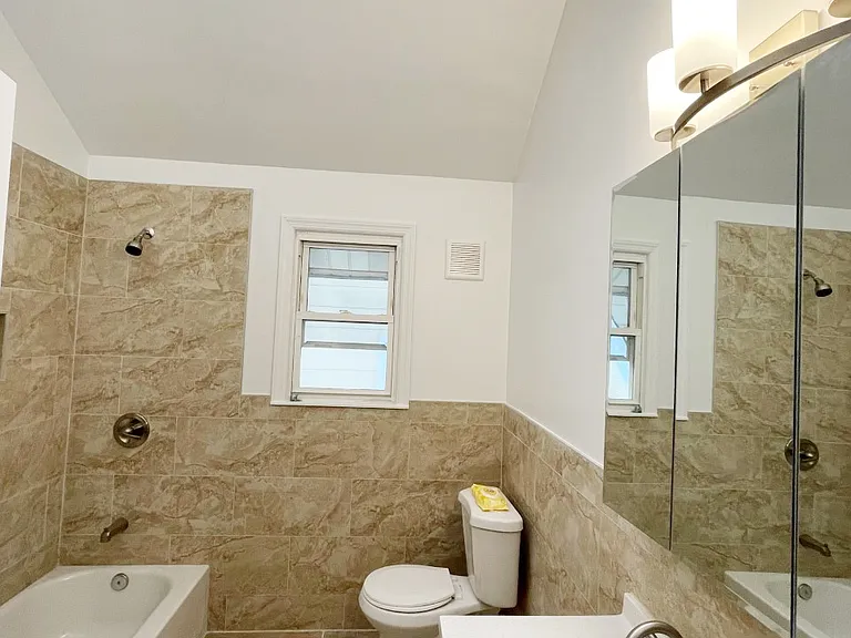 240 Grand Ave #2 — Photo 11