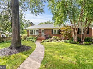 5535 18th St N, Arlington, VA 22205