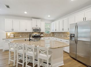 107 Meadow View Dr, McKinney, TX 75071