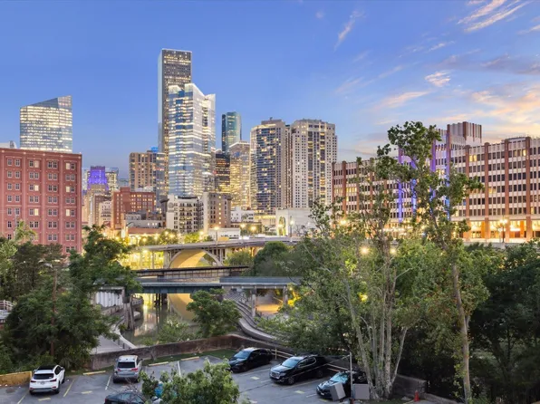 915 N San Jacinto St Unit 2D, Houston, TX 77002