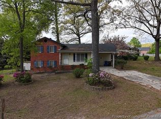 5650 Dodge Dr, Fayetteville, NC 28303